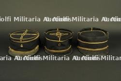 Lots de trois képis polos ou demi-polo de sous-lieutenants
