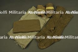 Ensemble de pièces d'uniforme français