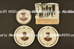 Ensemble d'assiettes et cendrier à l'effigie du Maréchal Pétain