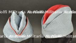 Ensemble de bonnets de police — photo 1