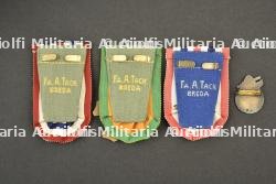 Pays-Bas, croix commemorative de guerre et medailles pour l’Ordre et la Paix. Netherlands, War Commemorative Cross and Order and Peace medals. — photo 2