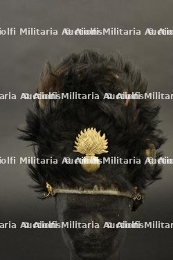 Bonnet a poils de grenadier belge. Belgian grenadier bearskin cap.