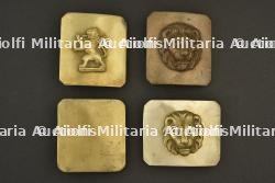 Lot de quatre plaques de ceinturon d’infanterie et de chasseurs. Group of four infantry and chasseur belt plates. — photo 1