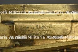 Lot de quatre plaques de ceinturon d’infanterie et de chasseurs. Group of four infantry and chasseur belt plates. — photo 2