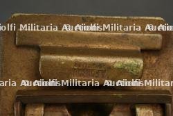 Lot de quatre plaques de ceinturon d’infanterie et de chasseurs. Group of four infantry and chasseur belt plates. — photo 3