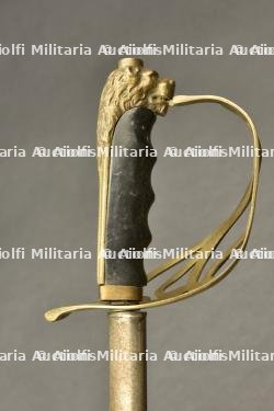 Sabre de chasseur de la Garde civique et sabre d’enfant a tete de lion. Civic Guard chasseur sabre and child’s lion-head sabre. — photo 10