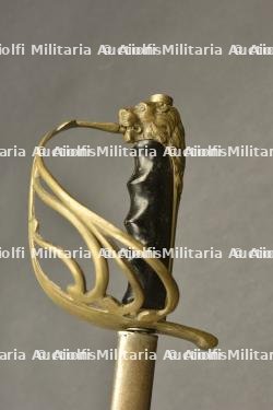 Sabre de chasseur de la Garde civique et sabre d’enfant a tete de lion. Civic Guard chasseur sabre and child’s lion-head sabre. — miniature 11