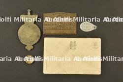 Lot de livrets et d’une plaque d’identite de grenadiers. Group of Grenadiers’ booklets and an identity tag. — photo 5