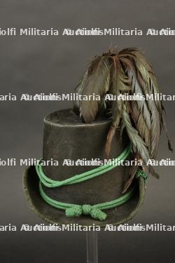 Chapeau de chasseur-eclaireur de la Garde civique. Civic Guard scout-rifleman’s hat. — photo 9
