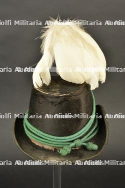 Chapeau de chasseur-eclaireur de la Garde civique. Civic Guard scout-rifleman’s hat. — photo 1