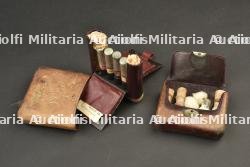 Lot de deux pharmacies de poche. Set of two pocket first-aid kits. — miniature 4