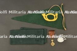 Souvenirs des chasseurs a pied et des carabiniers. Memorabilia of the foot chasseurs and carabiniers. — miniature 2