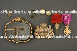 Insignes, medailles et souvenirs des 5e, 6e et 7e regiments de ligne d’Anvers. Badges, medals and memorabilia of the 5th, 6th and 7th Line Regiments of Antwerp. — photo 3
