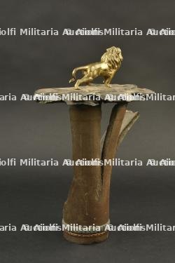 Artisanat de tranchee patriotique belge. Belgian patriotic trench art.