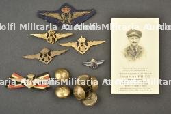 Lot d’insignes et de boutons de l’aviation belge, 1940. Collection of Belgian aviation badges and buttons, 1940.