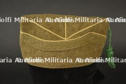 Bonnet de police de troupe du 1er regiment de Carabiniers. Enlisted man’s side cap of the 1st Carabiniers Regiment.