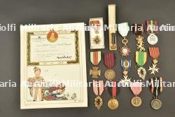 Medailles d’anciens combattants et d’invalides de 1939-1945 et de l’occupation de l’Allemagne. Veterans’ and disabled servicemen’s medals from 1939–1945 and the occupation of Germany.