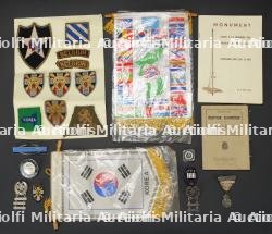 Insignes et documents du Corps des volontaires pour la Coree. Badges and documents of the Belgian Volunteer Corps for Korea.
