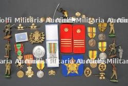 Medailles et souvenirs du Congo belge. Belgian Congo medals and memorabilia.