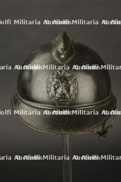 Casque Adrian M1915 de la gendarmerie. Gendarmerie Adrian M1915 helmet.