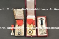 Medailles du Merite de la province de Brabant et de la commune de Beersel. Merit medals of Brabant Province and the municipality of Beersel.