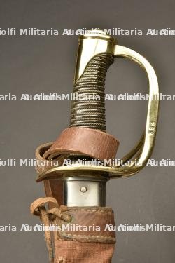 Sabre troupe de cavalerie légère modèle 1822-1882 avec dragonne et housse en toile — miniature 5