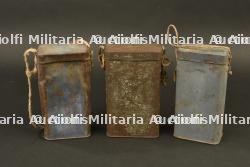 Lot de 3 boites de masques anti gaz M2 dont deux sont nominatives — photo 1