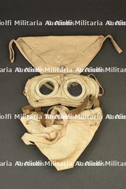 Tampon anti gaz T 2e type dit MTN avec sa pochette triangulaire et lunettes caoutchouc