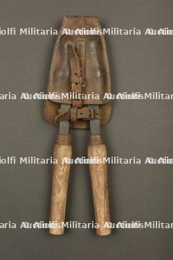 Cisaille portative à main Peugeot de 0,32 datée 1917