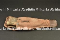 Pelle pioche modèle 1909 dans son étui en toile cachou