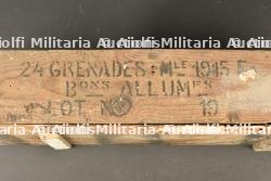 Lot de quatre caisses à munitions françaises — miniature 4
