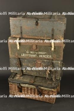 Lot de trois cantines d'officier et un panier médical — photo 1