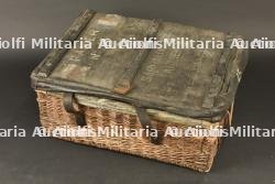Lot de trois cantines d'officier et un panier médical — photo 6