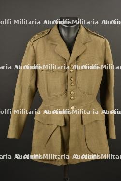 Vareuse datée 1915 du Captain William Malebisse Beckwith, Coldstream Guards, DSO