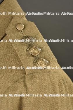 Vareuse datée 1915 du Captain William Malebisse Beckwith, Coldstream Guards, DSO — miniature 11