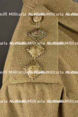 Vareuse datée 1915 du Captain William Malebisse Beckwith, Coldstream Guards, DSO — miniature 12
