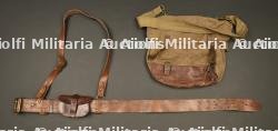 Ceinturon baudrier Sam Brown Belt, cartouchière et musette d'officier britannique