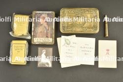 Boîte Princess Mary avec son contenu, et boîte en tôle Queen Alexandra, offertes à Noel 1914