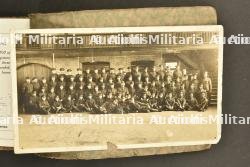 Album photo et plaque d'identité du 54th Kootenay Battalion, diary du 219th Nova Scotia Highlanders et livre souvenir du 101st Winnipeg Light Infantry — photo 1