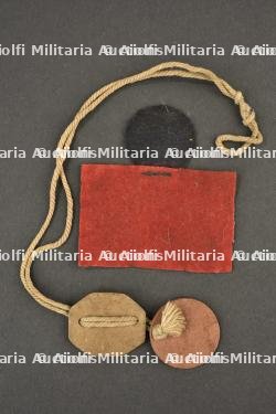 Patch tissu et plaques d'identité du Private McCaskill du 13th Battalion CEF — photo 2