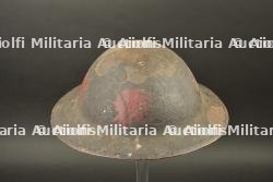 Casque MkI de la 2nde batterie d'artillerie de la 1e Division Canadienne avec 3 insignes peints — photo 1