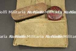 Trousse de nécessaire d'un soldat canadien avec son contenu — miniature 3