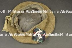 Lot de 2 belles reproductions de coiffures canadiennes de la 1ère guerre, balmoral du 16e bataillon canadiens écossais et soft cap des canadian engineers — photo 9