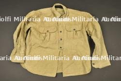 Chemise et pantalon court en laine kaki