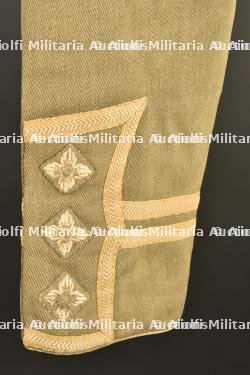 Tunique du Captain P. B. Johnson montée avec insignes du 1st Canadian Mounted Rifles — photo 11