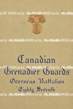 Ensemble d'albums souvenirs et publications relatives à des bataillons canadiens — photo 13