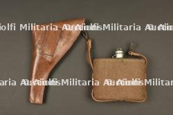 Etui de revolver canadien pour Webley .38 et bidon d'officier en aluminium — miniature 4