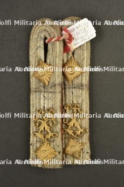 Lot d'épaulettes, dragonne, boucle, cocardes et divers de soldats allemands — photo 5