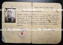 LAISSEZ-PASSER , BESCHEINIGUNG SD (SECTION IV) POUR LA RUE DES SAUSSAIES. 1942