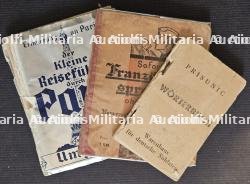 LOT DE TROIS GUIDES DE PARIS ET D’UN GUIDE DE CONVERSATION POUR LE SOLDAT ALLEMAND — photo 1